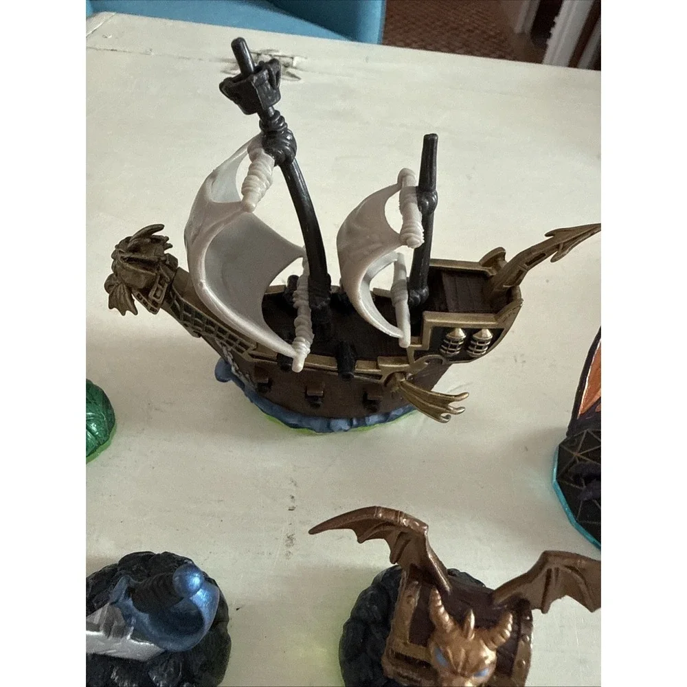 Skylanders Spyro's Adventure PirateShip Ghost Swords Mega Ram Lot Of 5